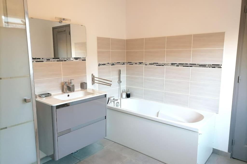 Gayantine - Spacieuse Confortable Proche Gayant Expo Fibre Roost-Warendin Екстер'єр фото
